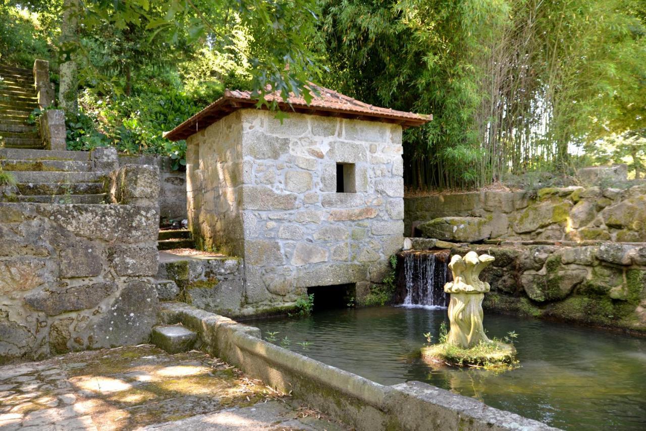 Bed and Breakfast Quinta Dos Jasmins Pacos de Ferreira Esterno foto
